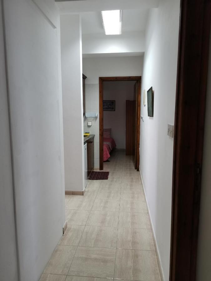 Hamboula Apartment Polis Ngoại thất bức ảnh