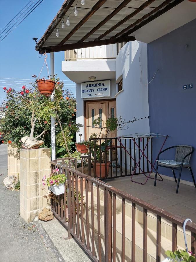 Hamboula Apartment Polis Ngoại thất bức ảnh
